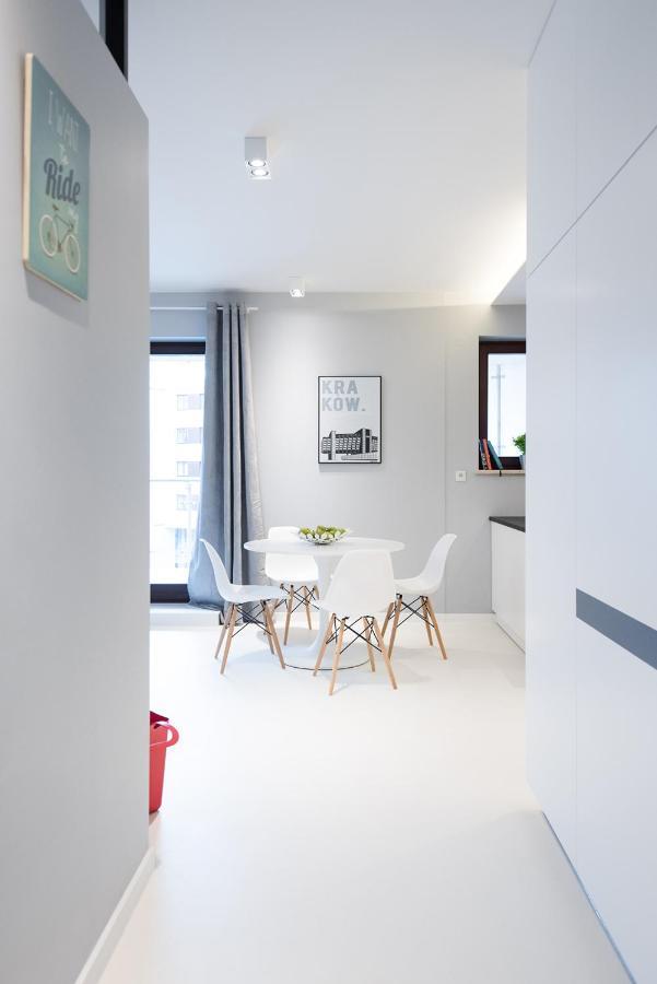 Premium Apartment For Old Town & Jewish Quarter - Balcony Plus Pool Onsite Cracovia Exterior foto